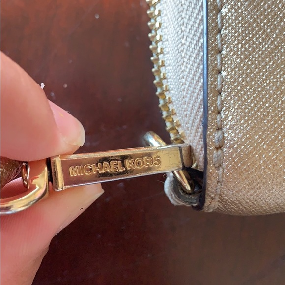 Michael Kors Gold Wristlet Wallet - Picture 6 of 8